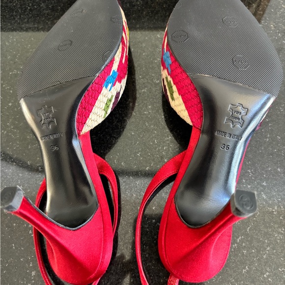 Oscar de la Renta | Shoes | Oscar De La Rentavintage Red And  💎Oscar de la Renta💎Vintage Red and Yellow Chevron Heels! 36